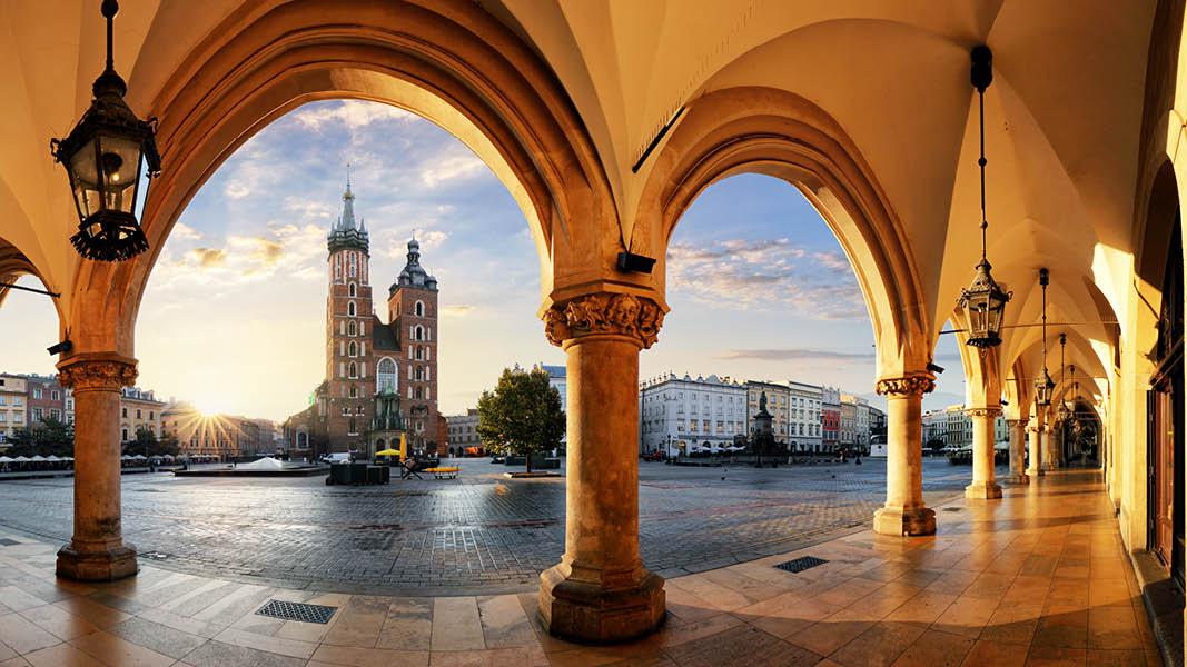 Solopgang p plads i Krakow, nytrsrejse til Krakow